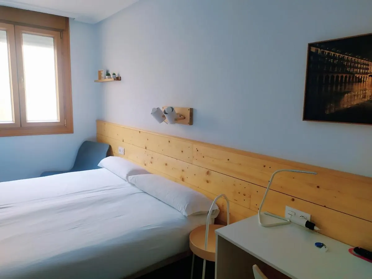 Pension Urkia San Sebastian 2*,  Spain