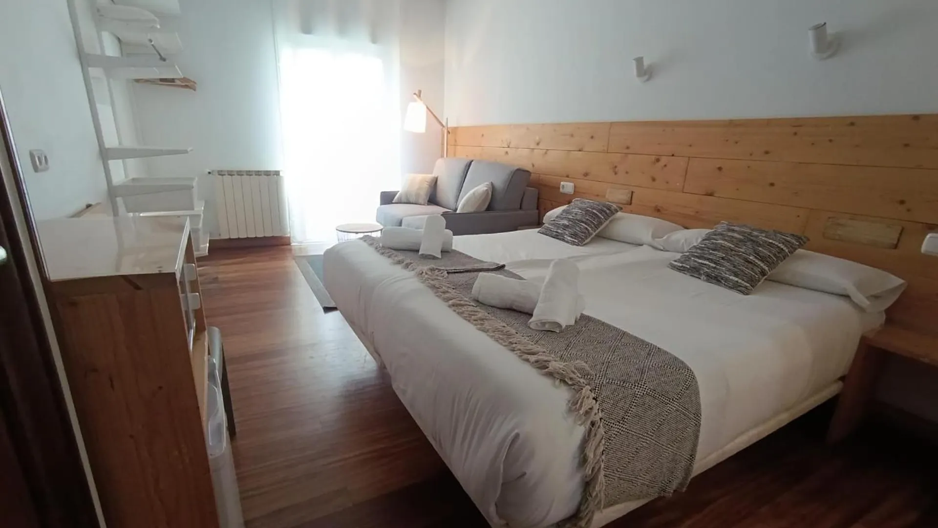 Pension Urkia San Sebastian 2*,  Spain