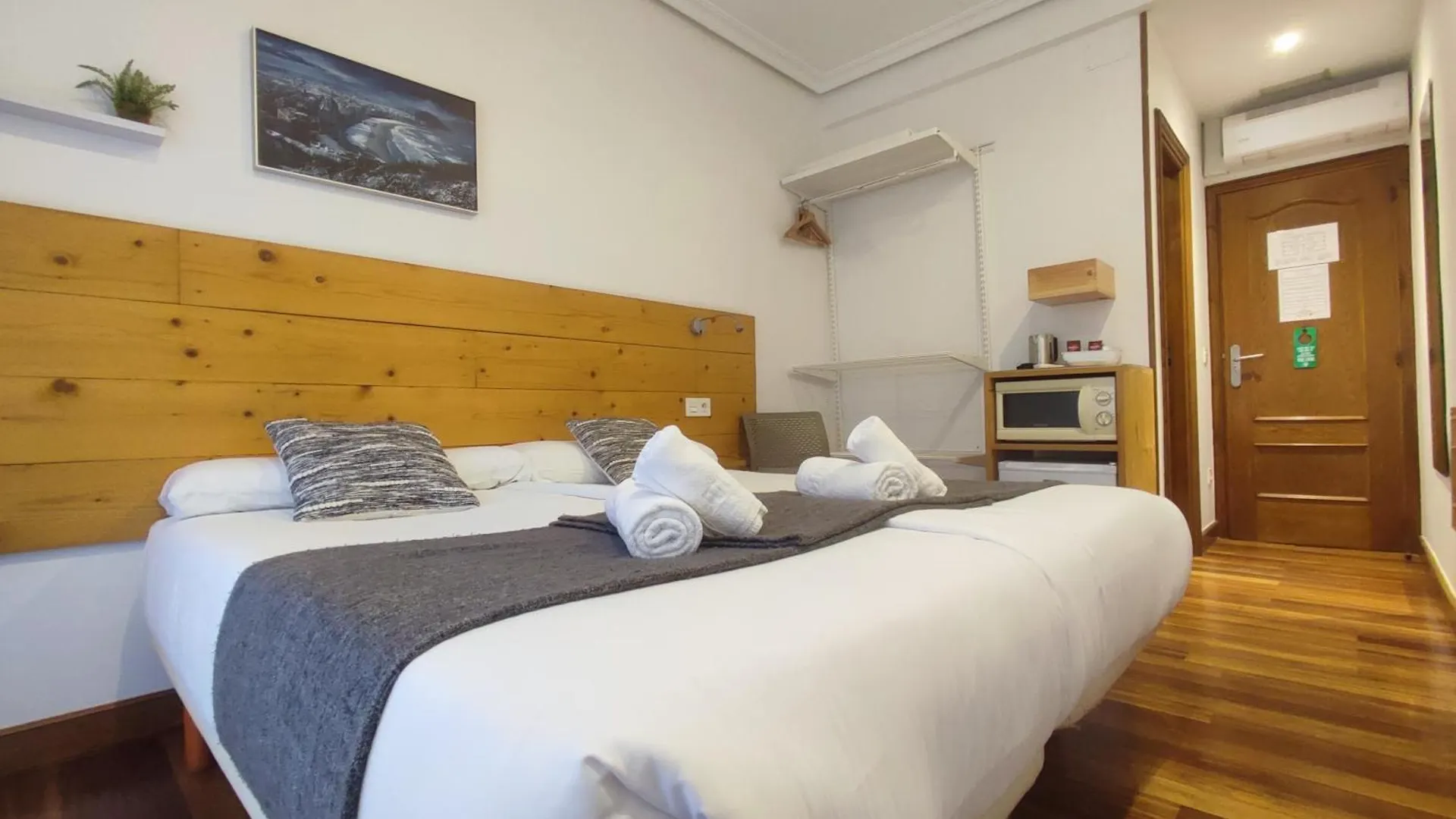 Pension Urkia San Sebastian Spain