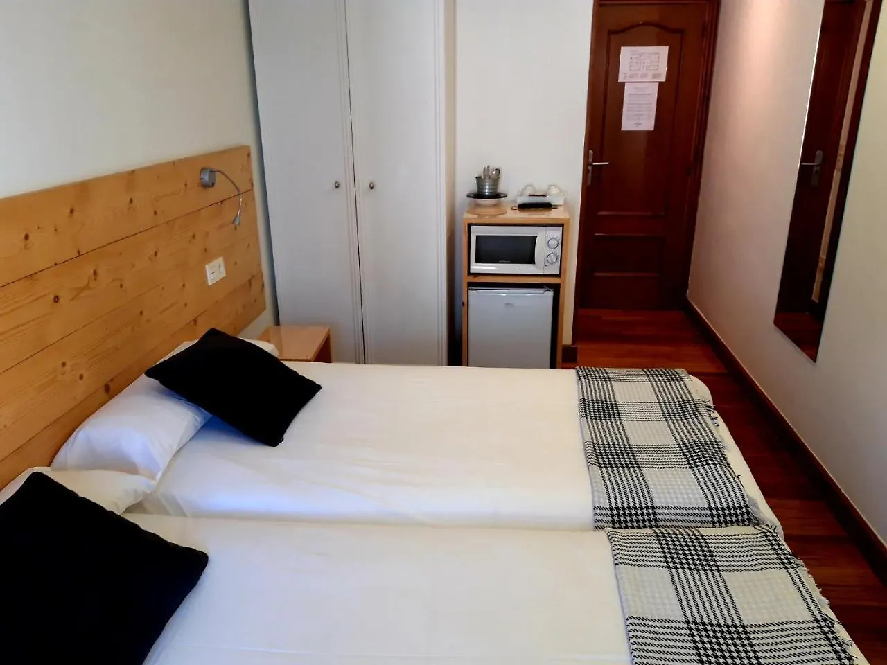 Pension Urkia San Sebastian Guest house
